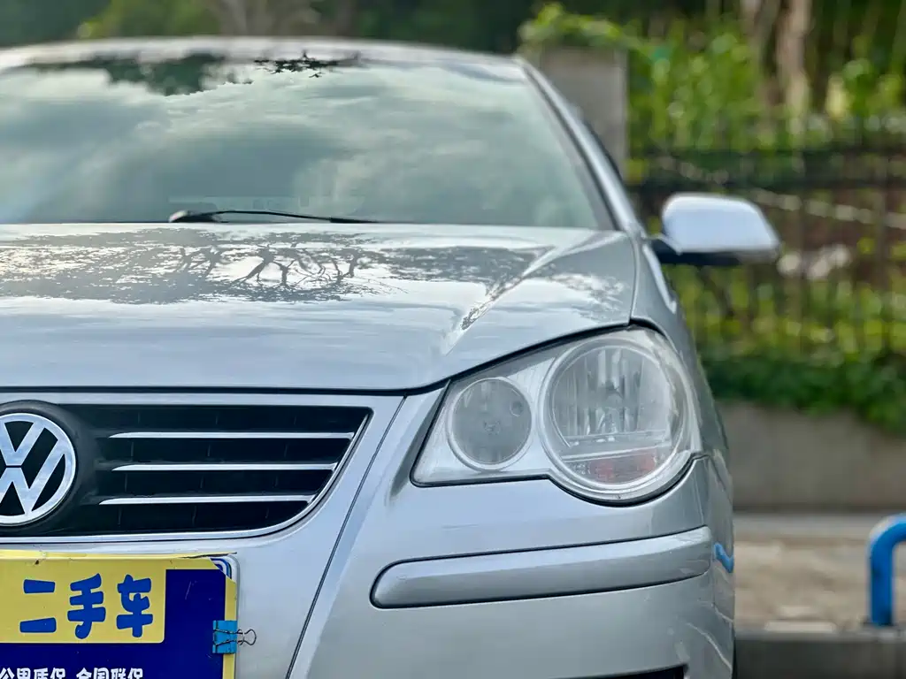 Volkswagen Polo 2007 1.4L AT Fashion