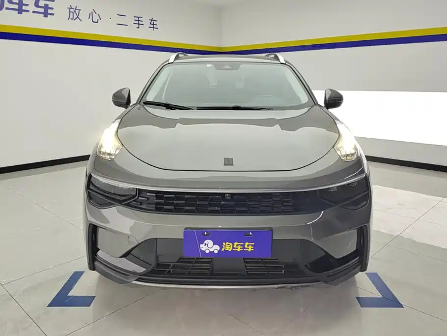 Lynk & Co 01 — миниатюра 2
