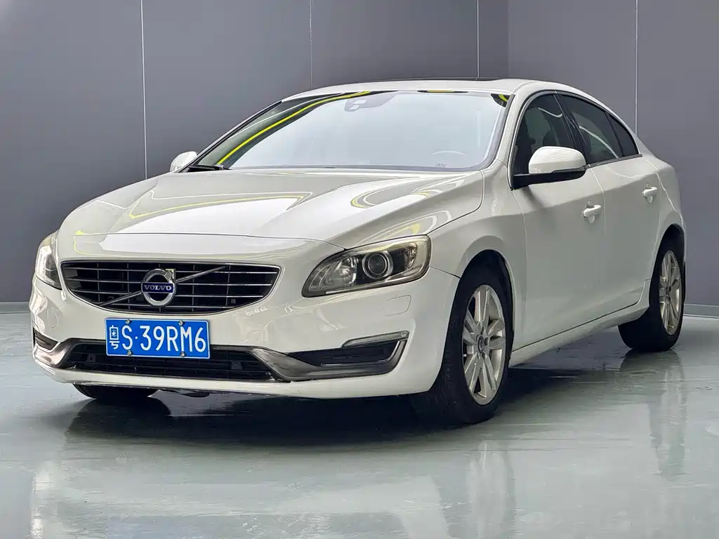 Volvo S60 — миниатюра 2