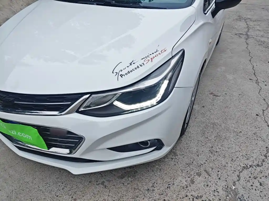 Chevrolet Cruze — миниатюра 24