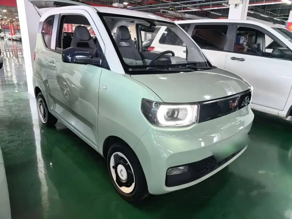 Wuling MINIEV — миниатюра 4