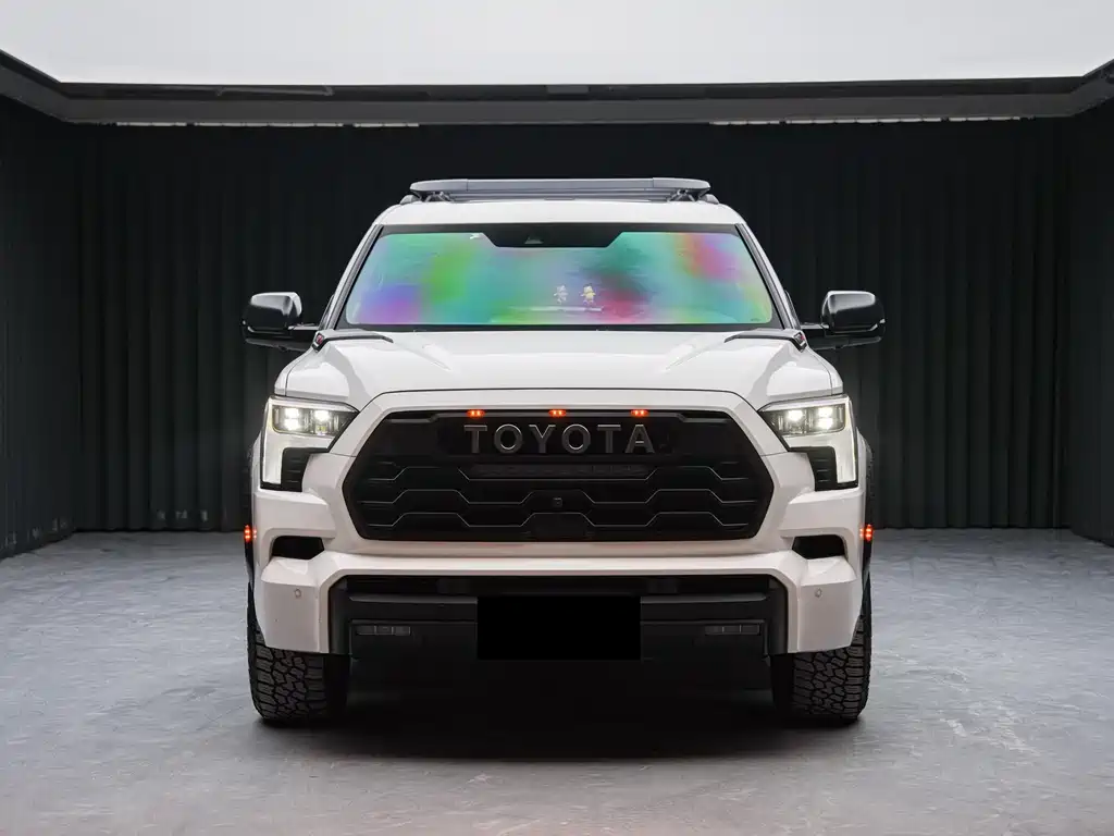 Toyota Sequoia — миниатюра 2
