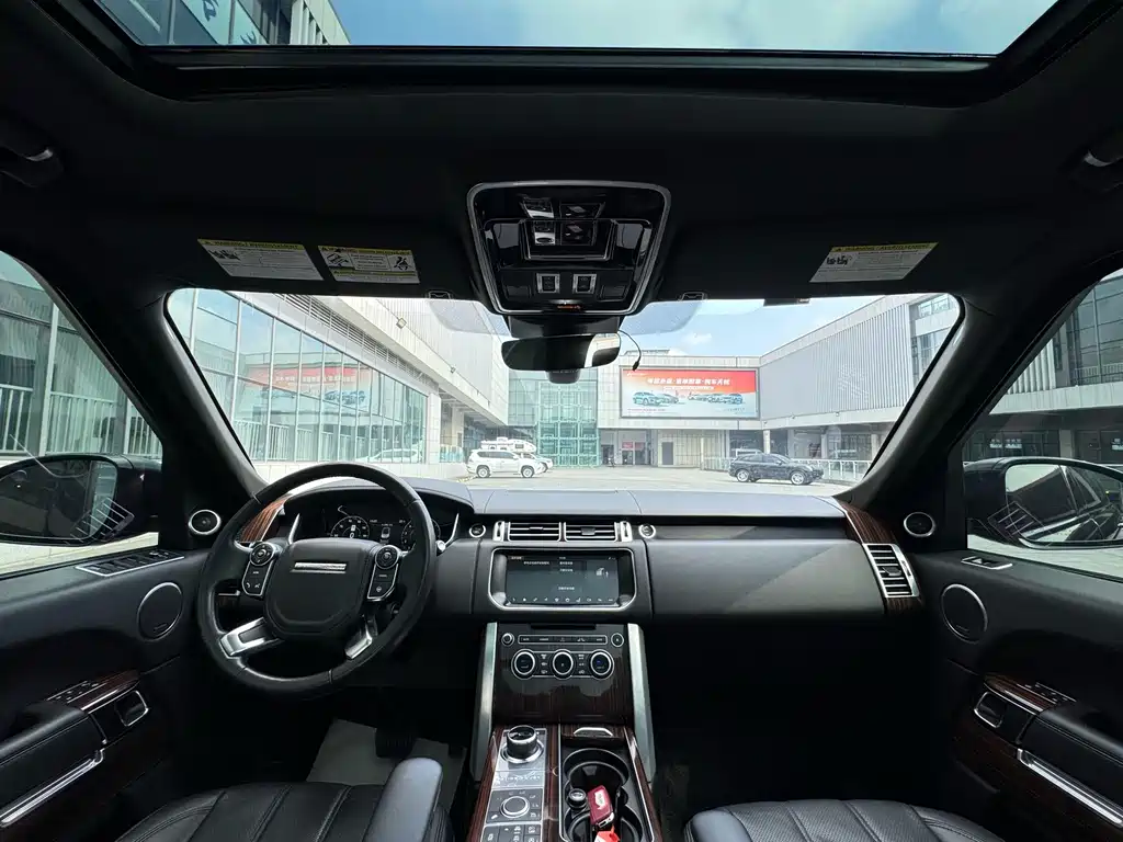 Land Rover Range Rover — миниатюра 14