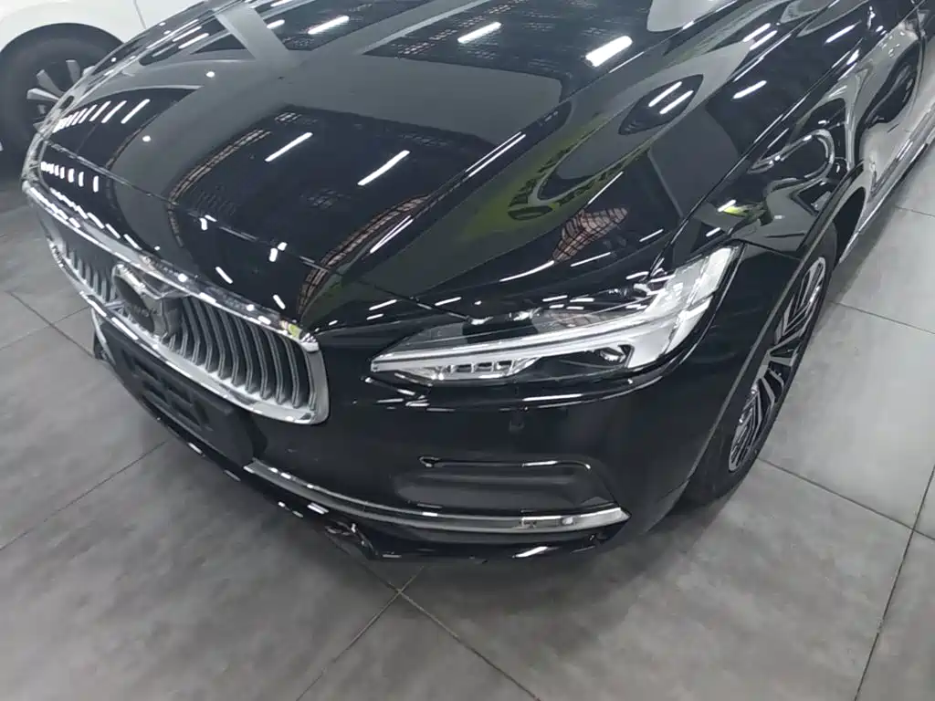 Volvo S90 — миниатюра 24