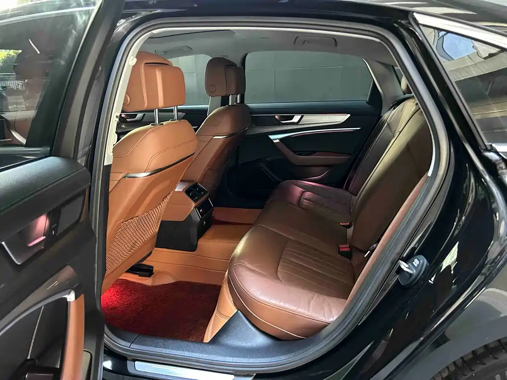 Audi A6L — миниатюра 5