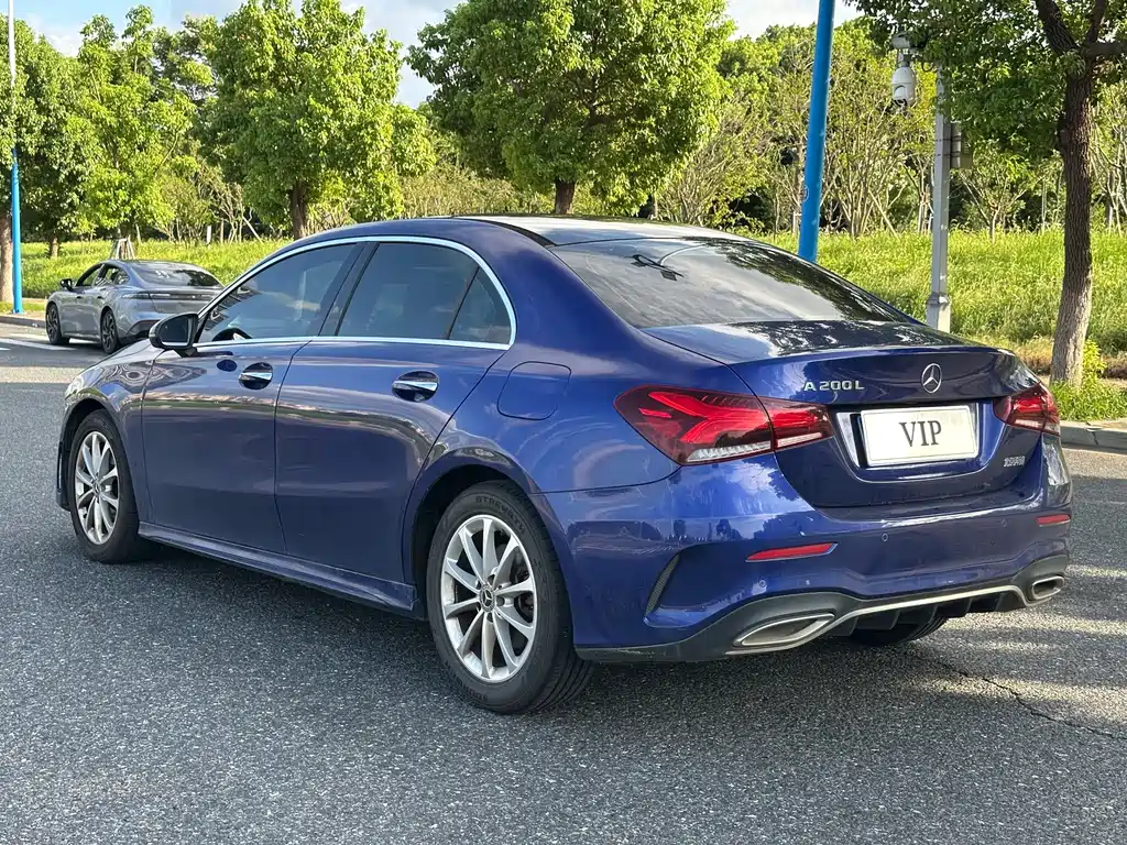 Mercedes-Benz A-Class — миниатюра 6