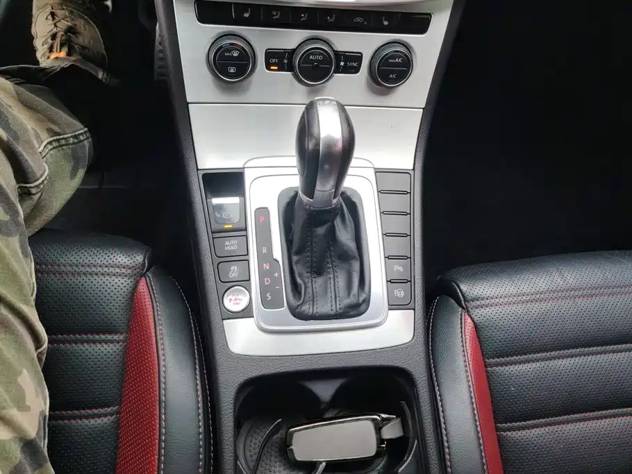 Volkswagen CC — миниатюра 16