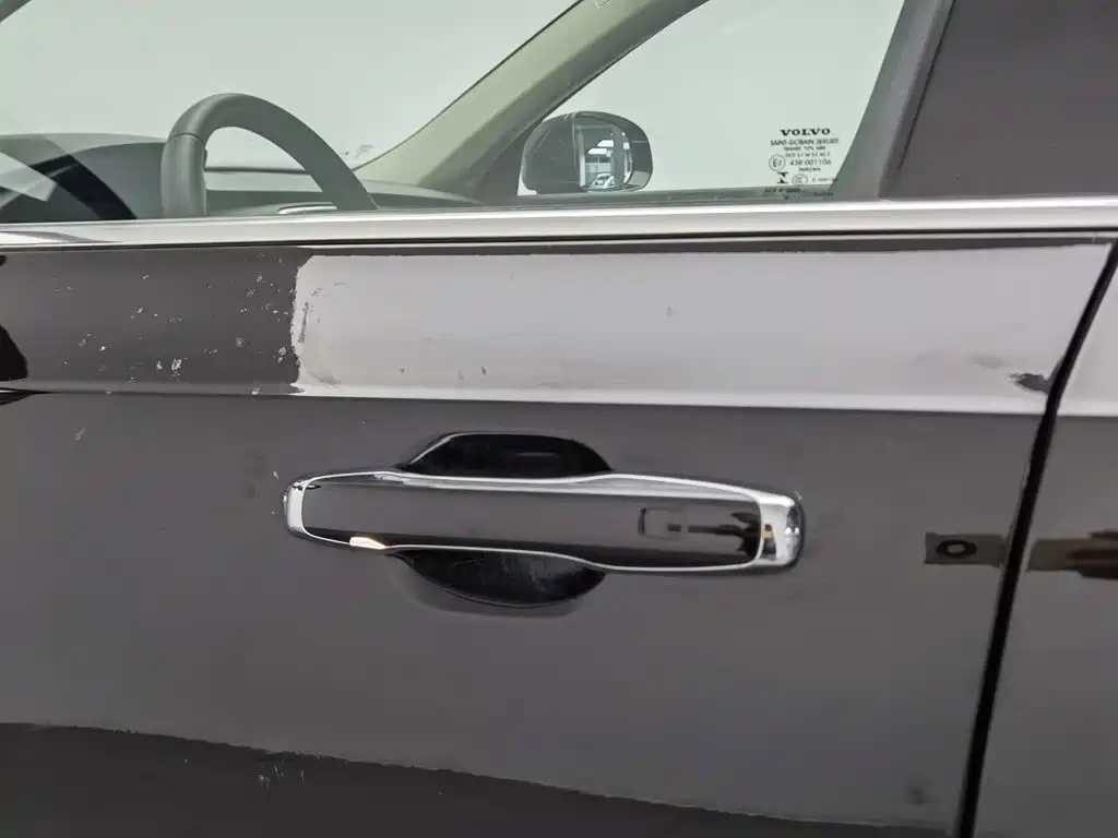Volvo XC90 — миниатюра 18