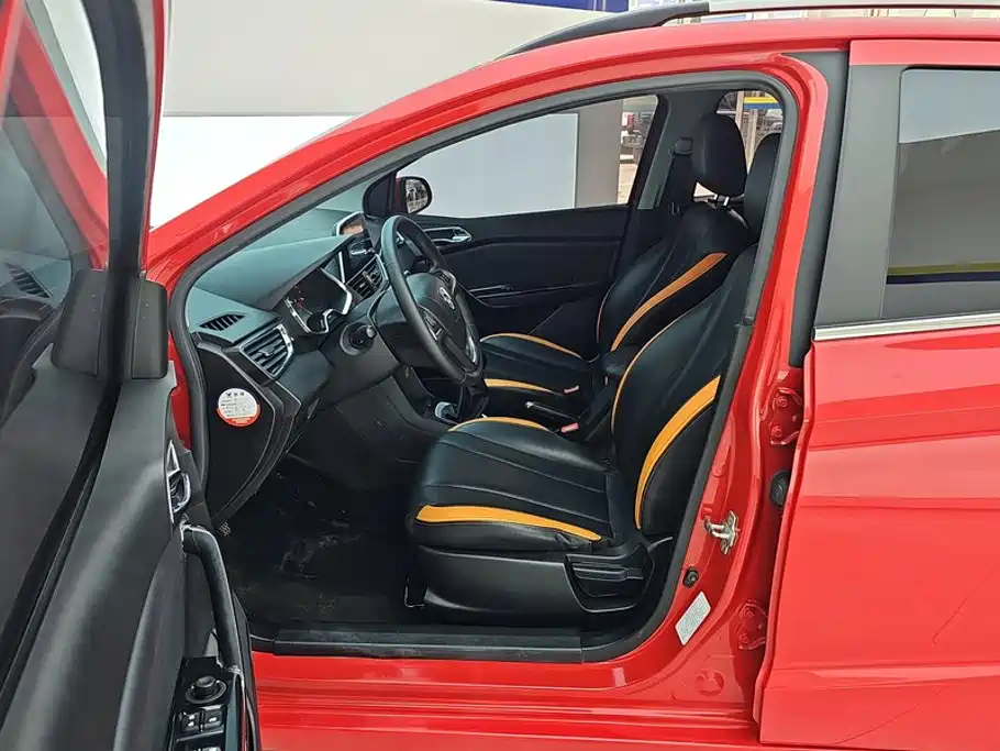 Baojun 310 — миниатюра 9