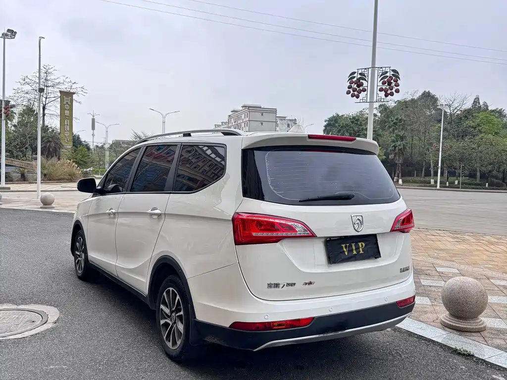 BAOJUN 730