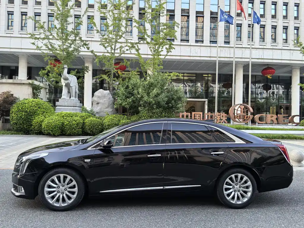 Cadillac XTS 2018 28T Elite
