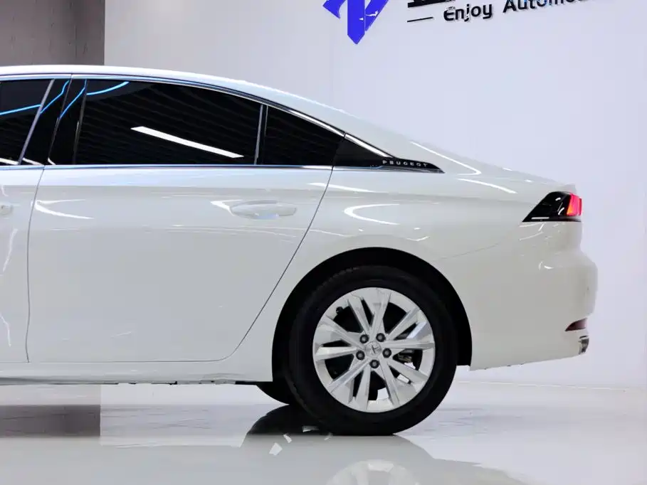 Peugeot 508 — миниатюра 4
