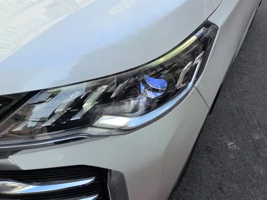 SAIC MAXUS CHASE G50