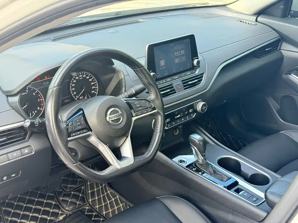 Nissan Teana — миниатюра 10