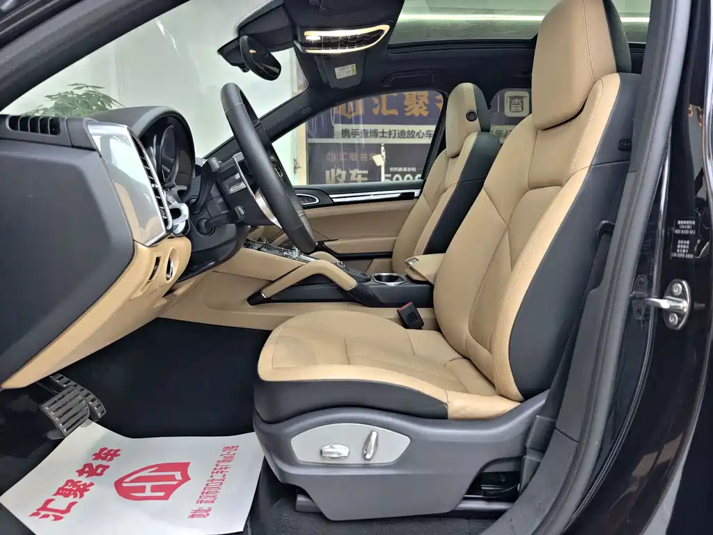 Porsche Cayenne — миниатюра 17