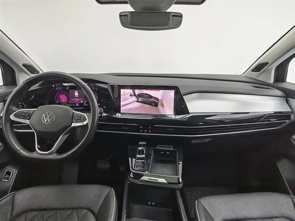 Volkswagen Viloran 2022 530TSI Flagship Pro 6 мест