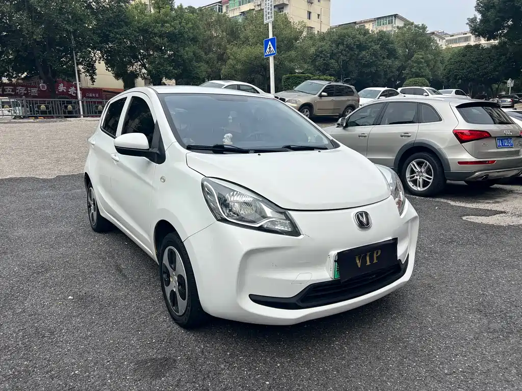 Changan Benben E-Star — миниатюра 3