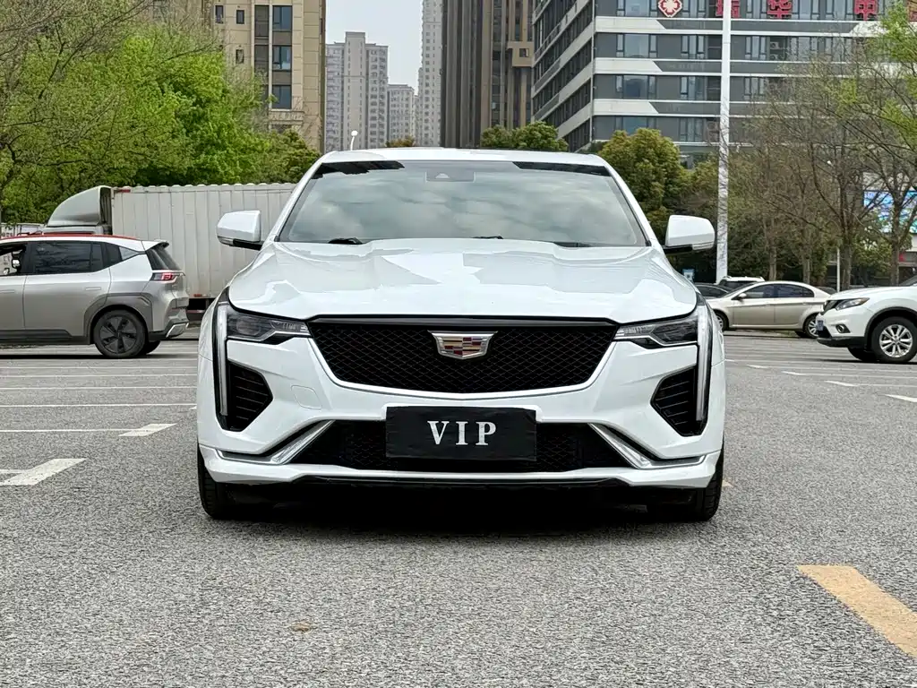 Cadillac CT4 — миниатюра 2