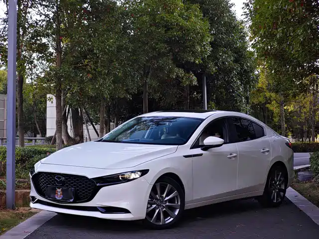 Mazda 3 Axela
