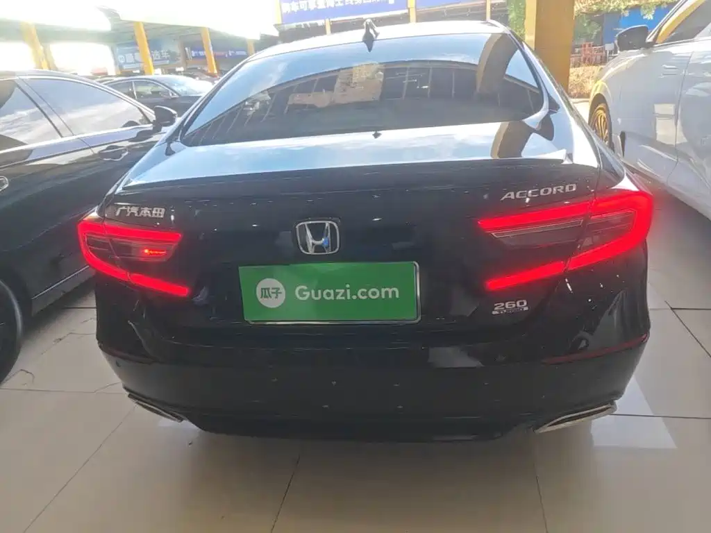 Honda Accord — миниатюра 6