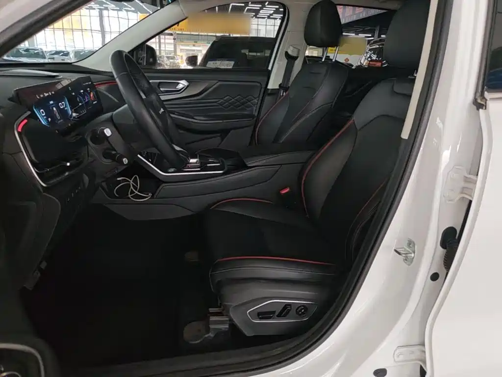 BAIC X7 — миниатюра 15