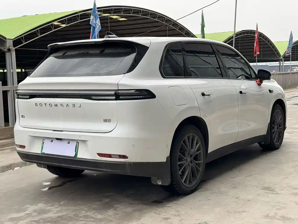 Leapmotor Leapmotor C10 — миниатюра 6