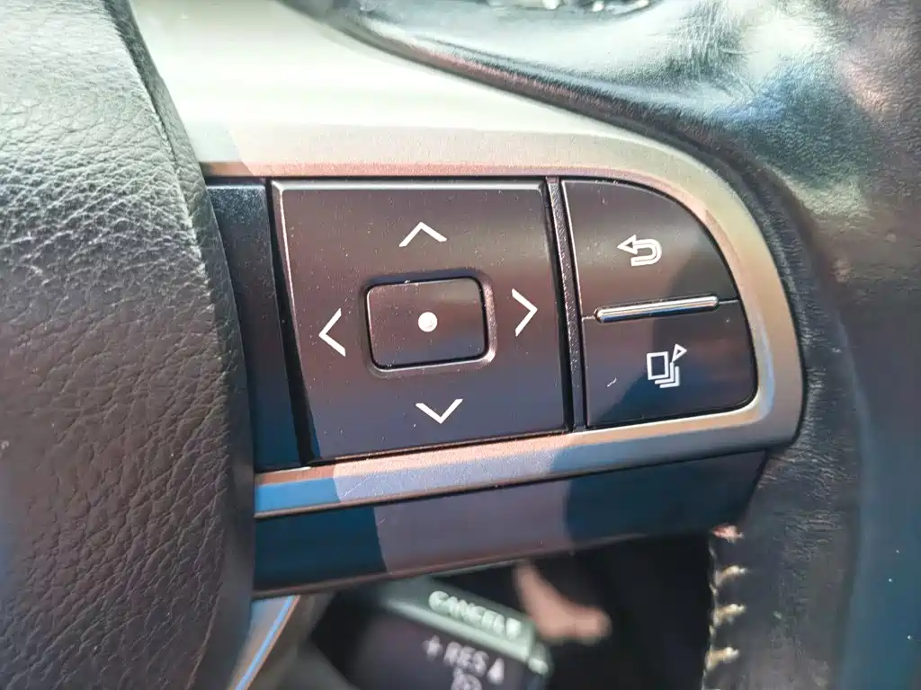 Lexus ES — миниатюра 26