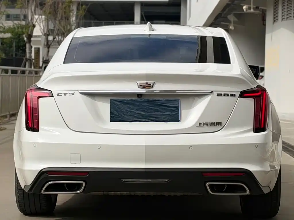 Cadillac CT5 — миниатюра 5