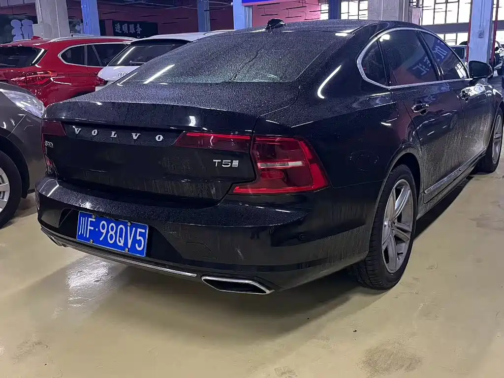 Volvo S90 — миниатюра 9