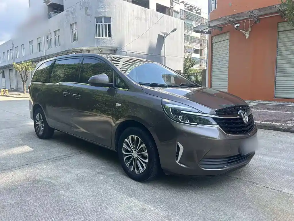 Buick GL8 — миниатюра 7