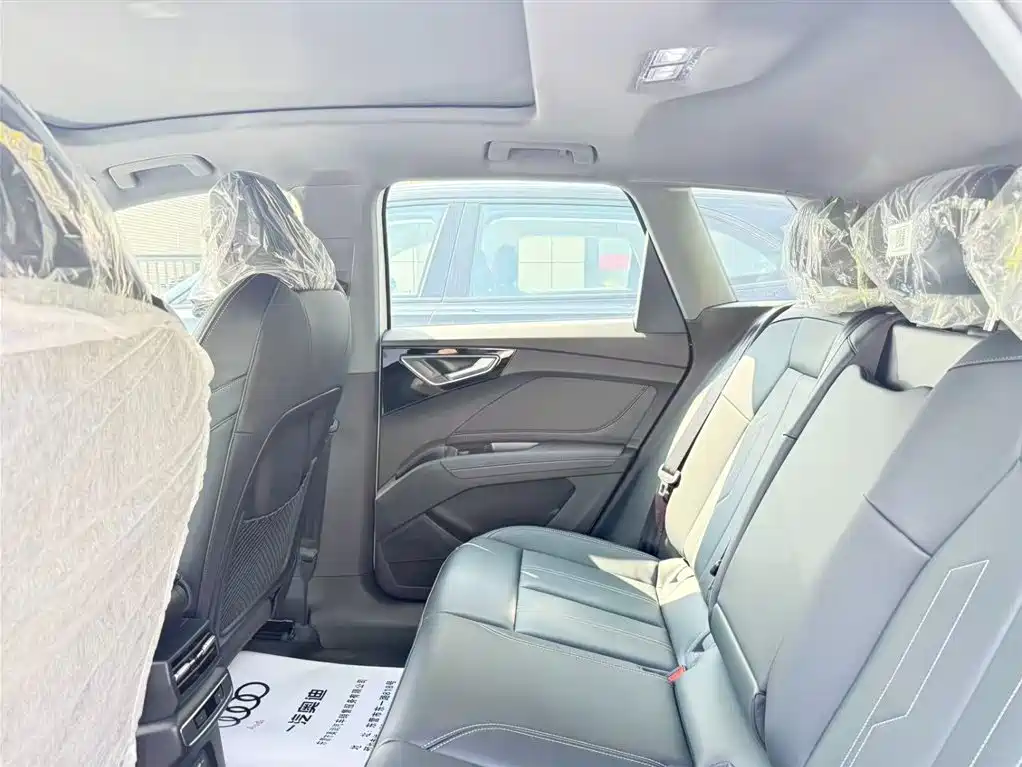 Audi Q4 e-tron 2024 40 e-tron