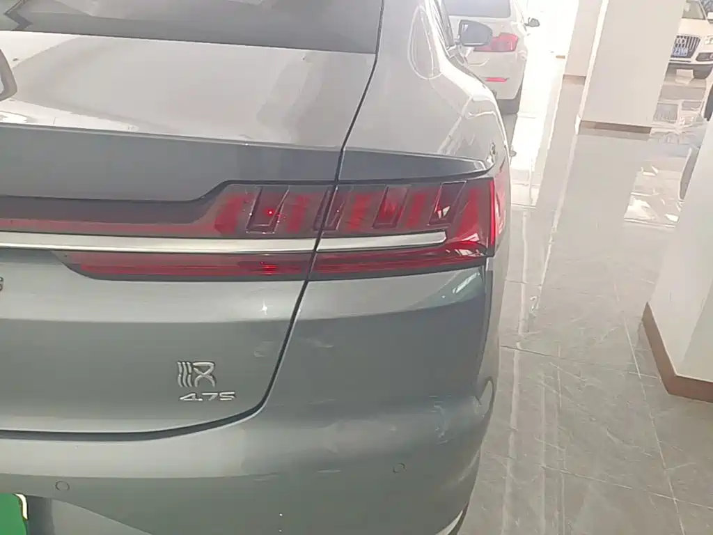 BYD Han — миниатюра 8