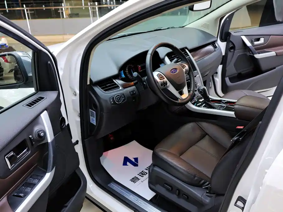 Ford Edge (Import) — миниатюра 16
