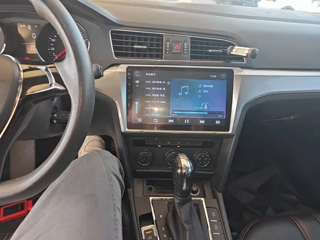 Volkswagen Lamando — миниатюра 9