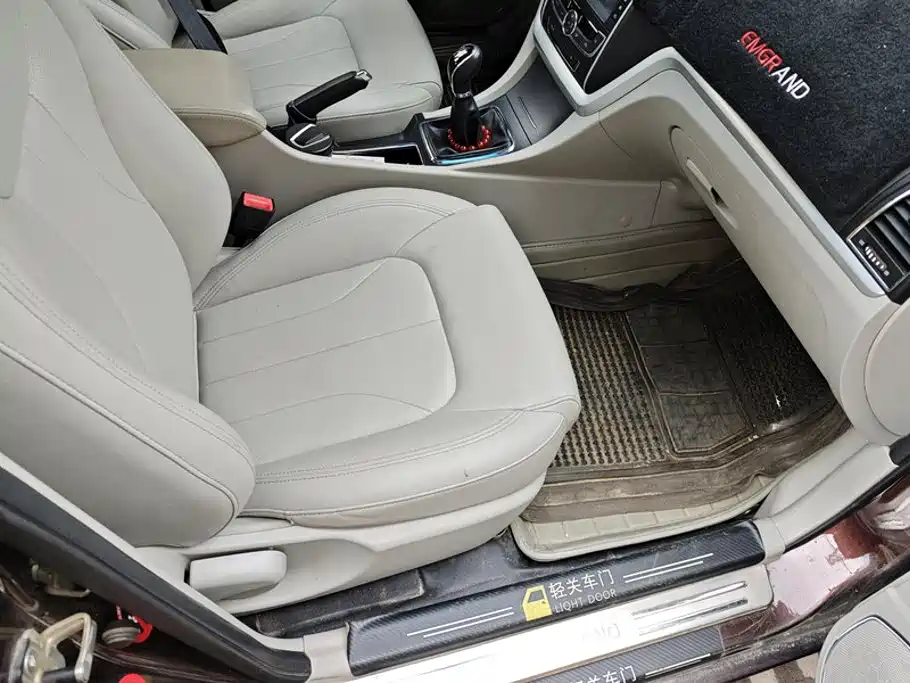 Geely Emgrand — миниатюра 8