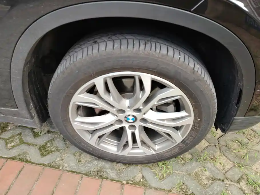 BMW X1 — миниатюра 6