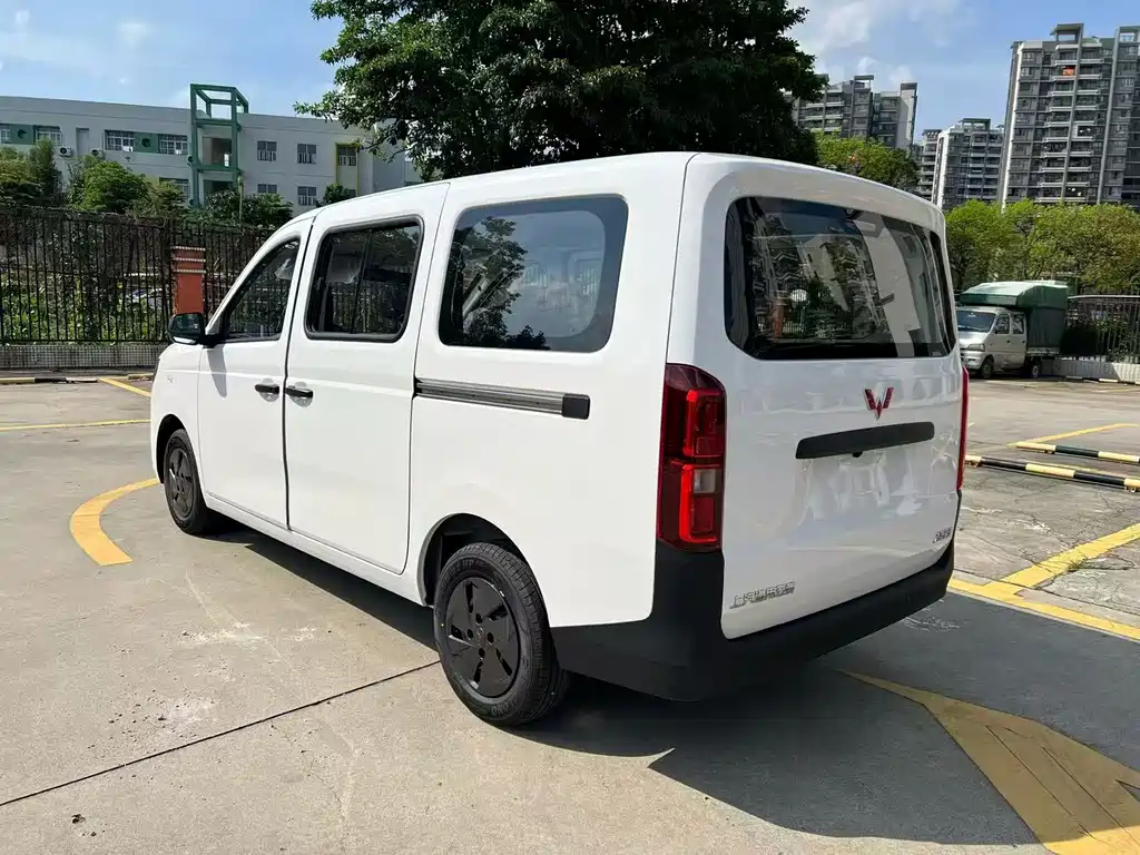 Wuling Rongguang EV — миниатюра 4