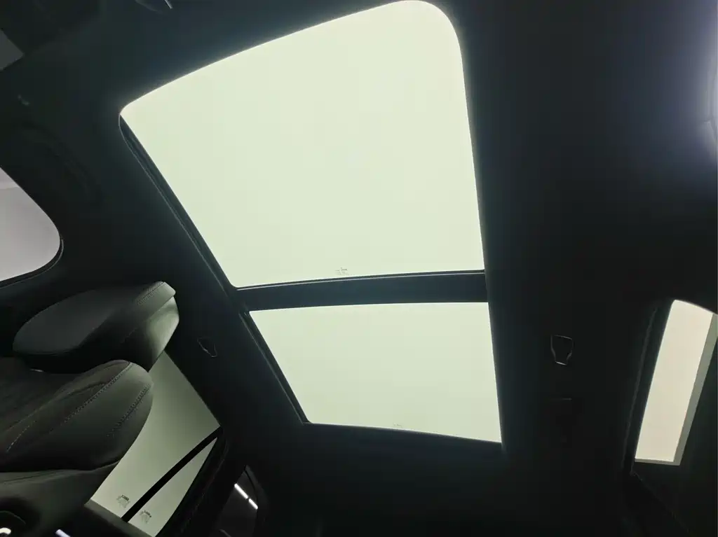 Geely Xingyue L — миниатюра 13