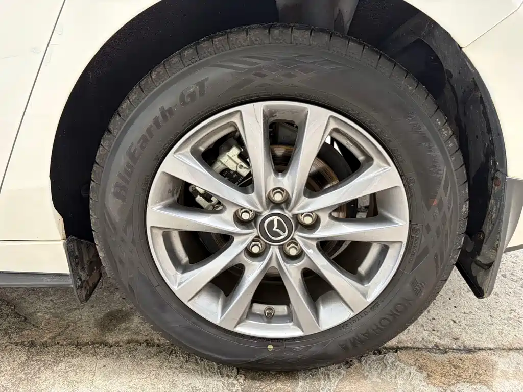 Mazda 3 Axela — миниатюра 21