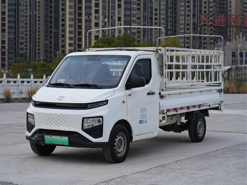 Yuan Cheng Yuan Cheng Xingxiang F1E 2024