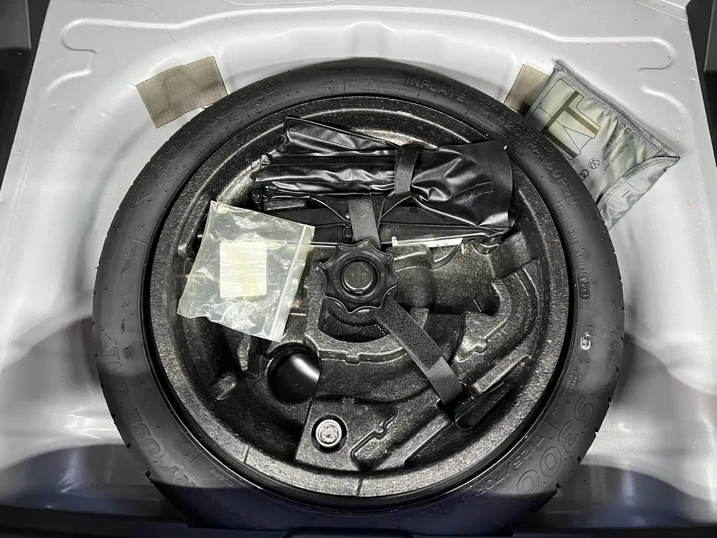 Audi Q2L id 4515303 из Китая 17