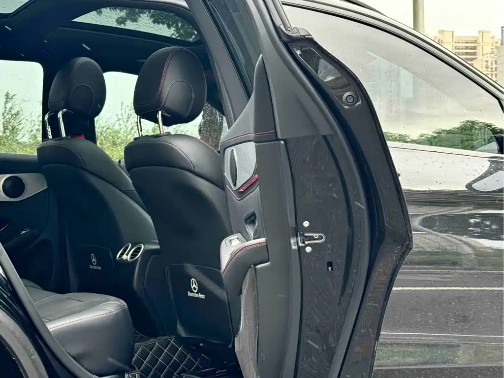 Mercedes-Benz GLC AMG — миниатюра 15