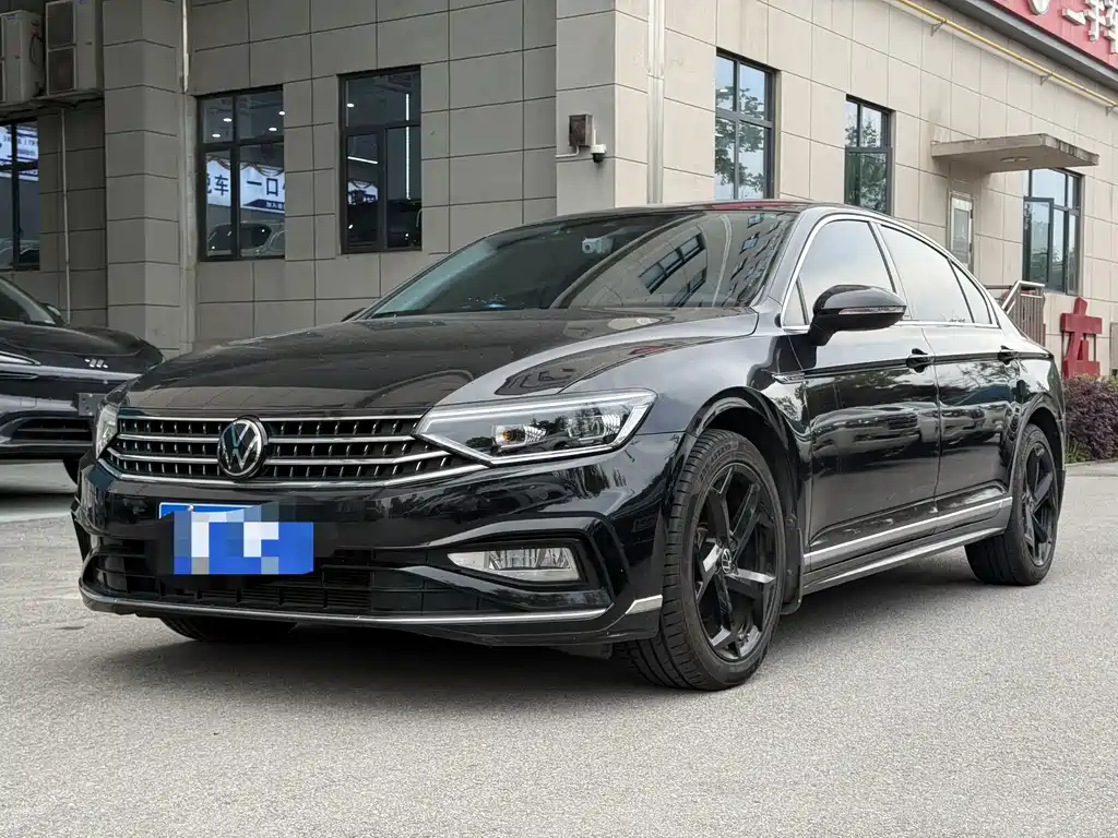 Volkswagen Magotan 2023