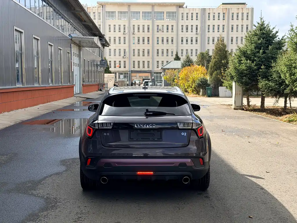 Lynk & Co 02 — миниатюра 6