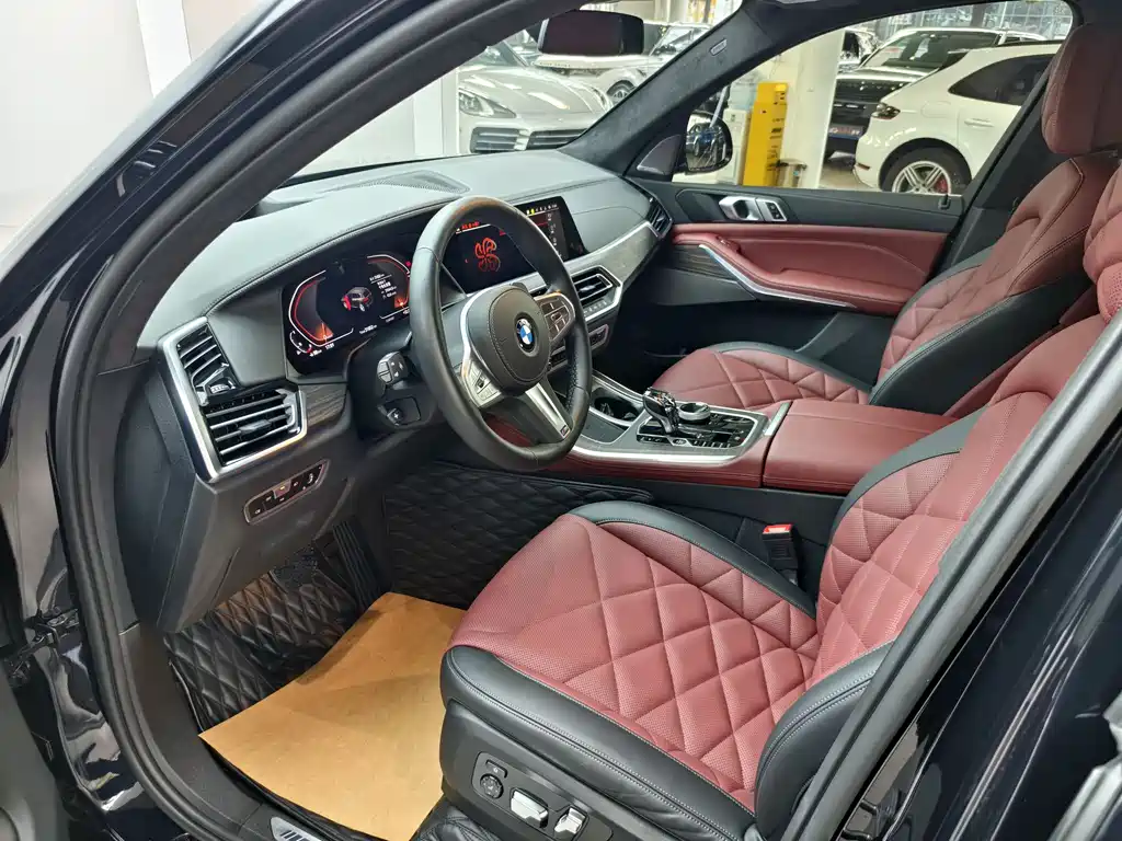 BMW X5 2022 xDrive 40Li M Sport