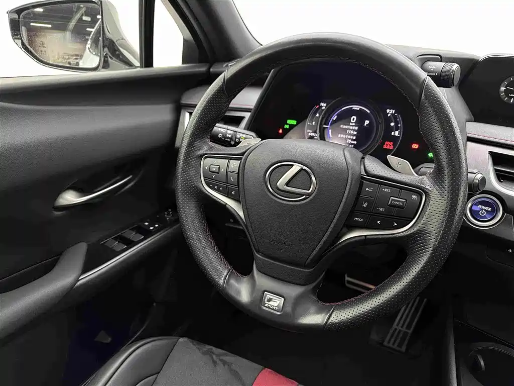 Lexus UX — миниатюра 10