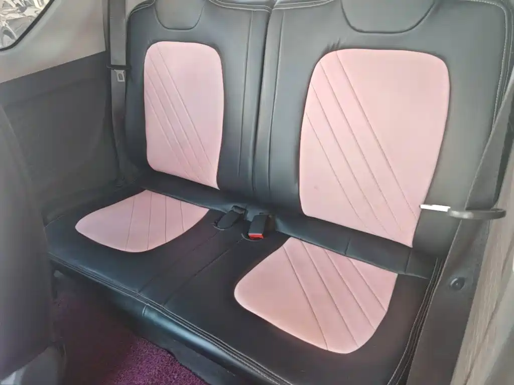 Wuling MINIEV — миниатюра 17