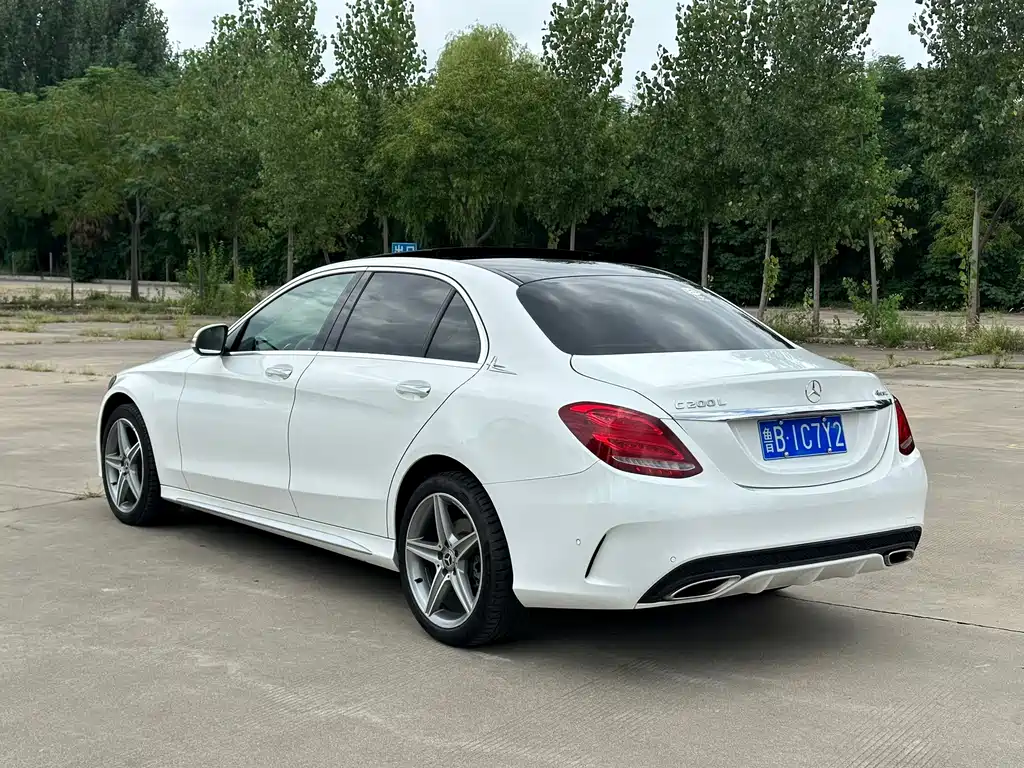 Mercedes-Benz C-Class — миниатюра 4