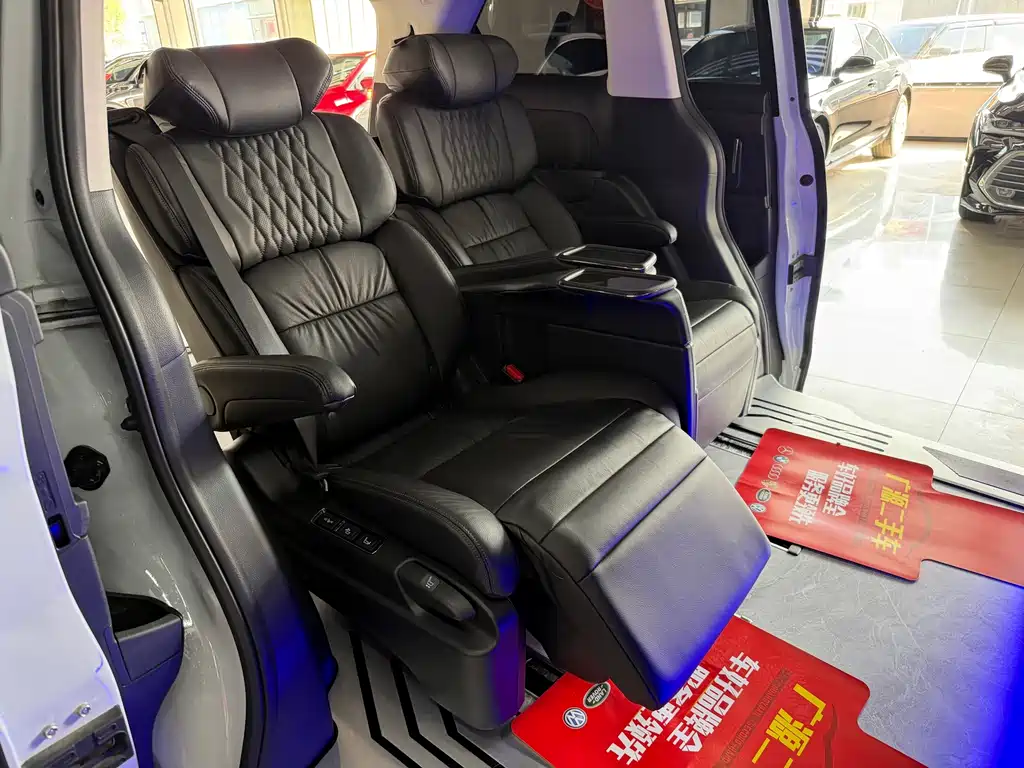 Honda Elysion — миниатюра 13