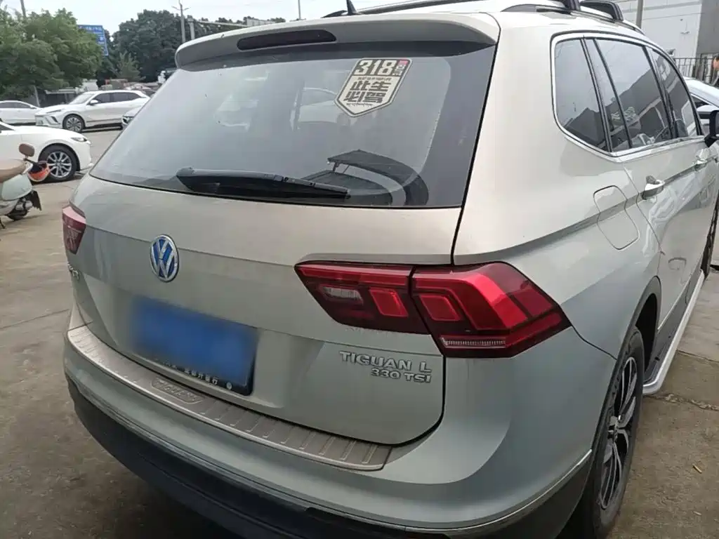 Volkswagen Tiguan L — миниатюра 6